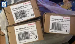 1PCS NEW HONEYWELL BC1000A0220U/E CONTROL BOX FOR BURNER BC1000A 0220U #