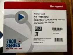 HONEYWELL RM7895C1012 NEW IN A BOX.