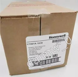 1PC NEW IN BOX HONEYWELL C7061A1038 UV FLAME DETECTOR C7061A 1038