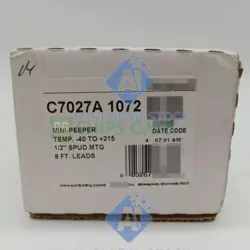 ONE NEW HONEYWELL C7027A1072 FLAME DETECTOR C7027A 1072 FAST DELIVERY