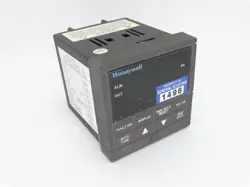 HONEYWELL DC200H-2-200-1F0000-0 TEMPERATURE CONTROLLER