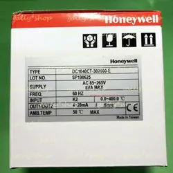 ONE NEW HONEYWELL DC1040CT-302000-E THERMOSTAT NEW IN BOX