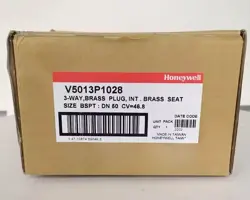 NEW IN BOX HONEYWELL V5013P1028 STEAM VALVE