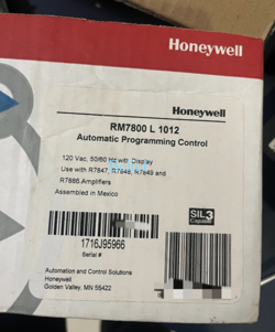 1PC HONEYWELL RM7800L1012 BRAND NEW BURNER CONTROLLER