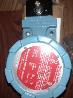 NEW 1PC HONEYWELL BXA3K-1A EXPLOSION-PROOF LIMIT SWITCH EXPEDITED SHIPPING