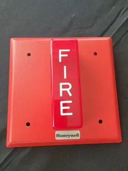 1035 ALARM STROBE