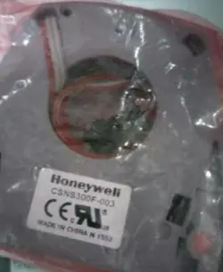 1PCS NEW HONEYWELL CSNS300F-003 CURRENT SENSOR