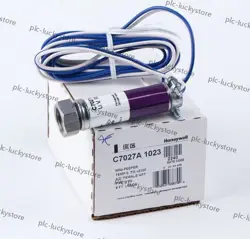 NEW HONEYWELL C7027A1023 C7027A 1023 FLAME DETECTOR SENSOR