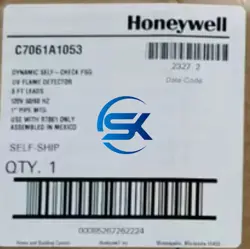 NEW HONEYWELL C7061A1053 UV FLAME DETECTOR C7061A 1053