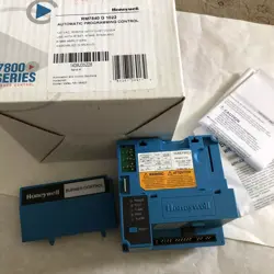 BURNER CONTROL RM7840G1022