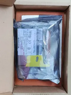 HC 900 HONEYWELL 900H03-0102 CONTROLLER HC 900