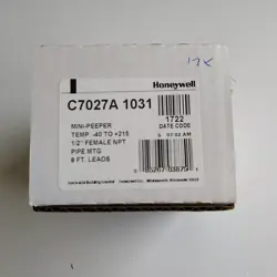 1PC NEW HONEYWELL C7035A1031  FLAME DETECTOR