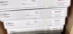 UPS SHIPPING HONEYWELL PW7K1R2 PROWATCH PW-7000 SERIES DUAL READER MODULE