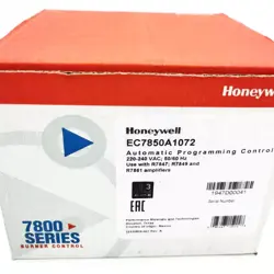 NEW IN BOX HONEYWELL EC7850A1072 BURNER CONTROLLER