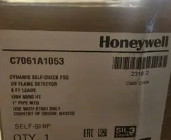 BOX** HONEYWELL C7061A1038