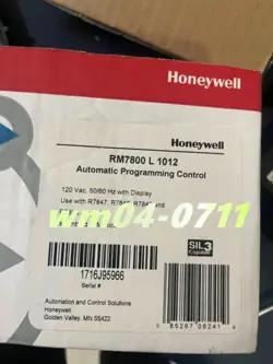 1PC NEW IN BOX HONEYWELL RM7800L1012  RM7800L1012 BURNER CONTROL