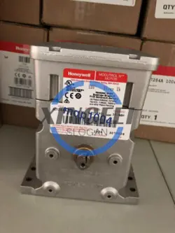 1PCS HONEYWELL MODUTROL MOTOR M7284A-1004 M7284A1004 NEW