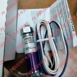 1PCS NEW HONEYWELL C7027A1031 ULTRAVIOLET FLAME DETECTOR