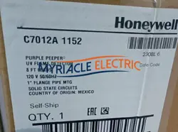 C7012A1152 NEW HONEYWELL C7012A 1152 UV FLAME DETECTOR