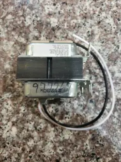 HONEYWELL AT72D1006 - PLATE MOUNTED 120 VAC TRANSFORMER WITH 9 IN. LEADWIRES