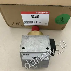 NEW IN BOX HONEYWELL DCM06 PRESSURE SWITCH