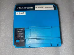 HONEYWELL RM7895A1014 BURNER CONTROL W ULTRAVIOLET FLAME AMP R7849A1023 AND BASE