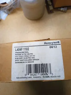 HONEYWELL L404F 1102 PRESSURE SWITCH 