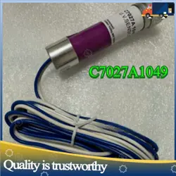 FAST SHIPPING NEW FLAME DETECTOR SENSOR HONEYWELL C7027A1049 