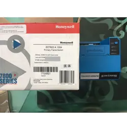 ONE BRAND NEW HONEYWELL EC7823A1004 BURNER CONTROLLER 1 YEAR WARRANTY