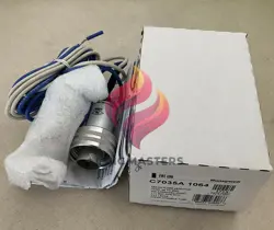 NEW HONEYWELL C7035A 1064 FLAME DETECTOR 1PC C7035A1064