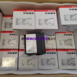 TEMPERATURE CONTROLLER DC1040CR-70100B-E