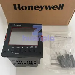 1PC HONEYWELL CONTROLLER DC2800-CE-0S0-100-000-00-0 NEW