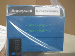 1PCS BRAND NEW HONEYWELL RM7890B1014 RM7890B1014