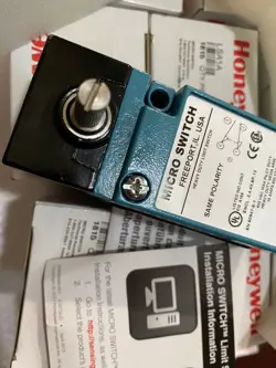 NEW LSA1A HONEYWELL
