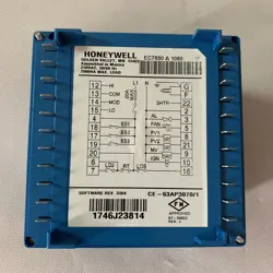 NEW IN BOX HONEYWELL EC7850A1080 COMBUSTION CONTROLLER ONE YEAR WARRANTY