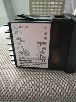 BOX HONEYWELL THERMOSTAT