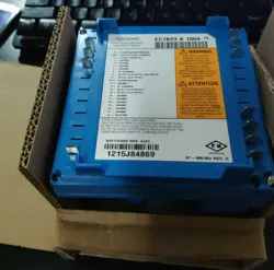 BRAND NEW HONEYWELL EC7823A1004 BURNER CONTROLLER FREE SHIPPING
