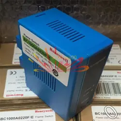 1PC HONEYWELL BC1000A0220F/E FLAME DETECTOR CONTROLLER NEW
