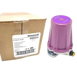 1PC HONEYWELL C7061A1038