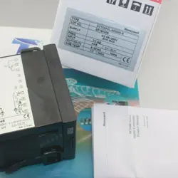 1PC HONEYWELL DC1040CL-302000-E