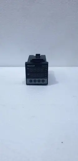 TEMPERATURE CONTROLLER DC1010CL-302100-E