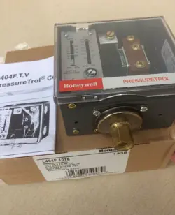 L404F1078 PRESSURE SWITCHES