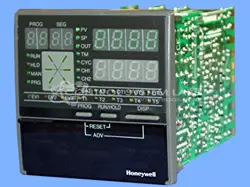 P3012GOES01000 DCP301 1/4