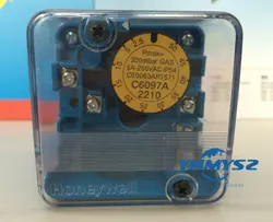 1PC HONEYWELL C6097A2110 PRESSURE SWITCHES C6097A2110 NEW IN BOX #