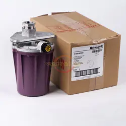 ONE HONEYWELL C7061A 1046 UV FLAME DETECTOR C7061A1046