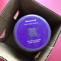 BOX DHL FREE