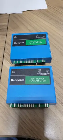 HONEYWELL R7847A-1033 FLAME