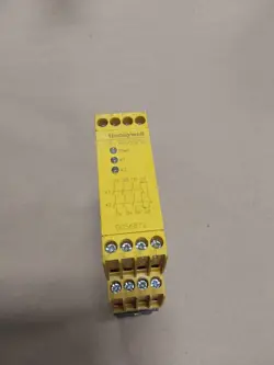 HONEYWELL FF-SRS60252 DUAL CHANNEL EMERGENCY STOP MODULE