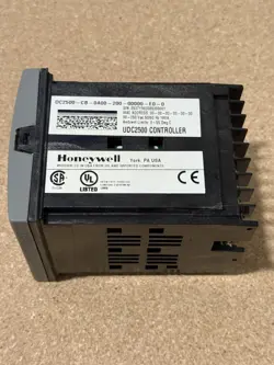 HONEYWELL DC2500-CB-0A00-200-00000-E0-0 UNIVERSAL