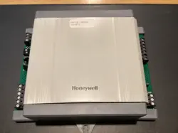 CONTROLLER CP-7301C HONEYWELL